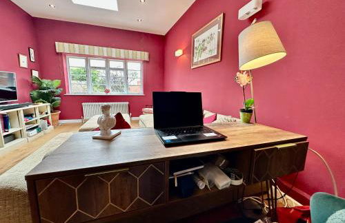 Mayflower Cottage - 4 Bedrooms, Uppingham Town Centre by Belmont Places - Foto 19