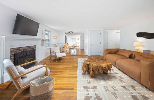 Salt and Cedar Steps to Beach - Foto 12