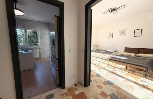 Family 3-Bedroom Apartment near MXP & Lake Maggiore - Parking - Foto 32