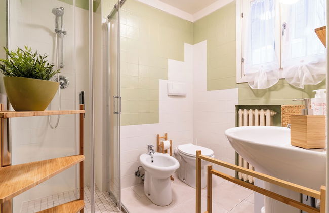 S. Lucia Canal View by Wonderful Italy - Photo 32