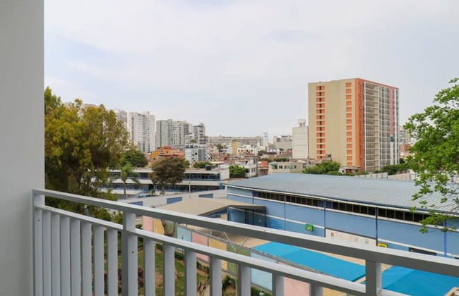 w Amazing 3BR in Barranco - Photo 10
