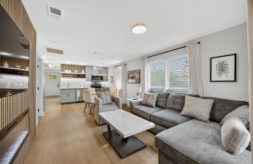 Walk to stadium! Cozy 2BR home - historic district - Photo 29