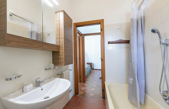 Charming La Gelosia Few Min From Lake - Photo 18