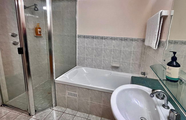 The Grand Apartments North Adelaide Parking - Foto 16