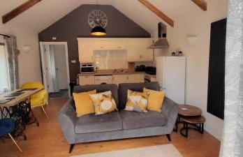 Stunning cosy barn in peaceful rural Cornwall - Photo 6