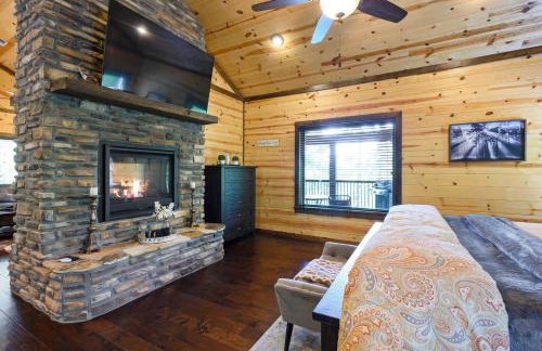 Just the Two of Us RIVER FRONT Luxury Cabin - Foto 55