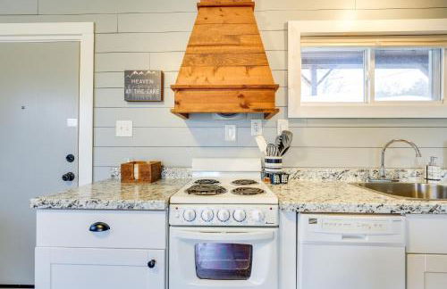 Fish, Boat and Hike On-Site Cape Fair Apartment! - Foto 9