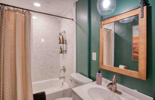 Castle Steet Retreat - The Rustic Whiskey - Foto 16