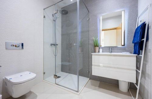 CoolHouses Algarve Lagos, 3 Bed modern Flat, outdoor & Indoor pools, Gym, Amor à Vida - Foto 30