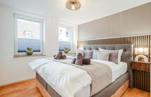 Luxus City Apartment - für Gruppen & Familien mit Whirlpool, Terrasse & Grill - Top Lage - Foto 13