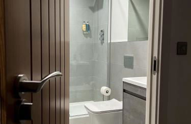 Elmardi Residence - 2 Bedroom Apartment City Centre - Foto 10