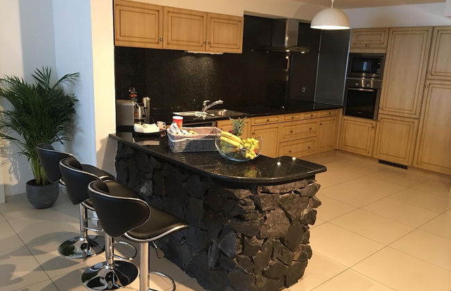 citycentre lake view apartment - Photo 11