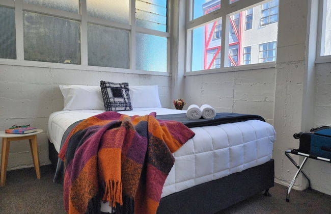 U Suites on Webb - Photo 32