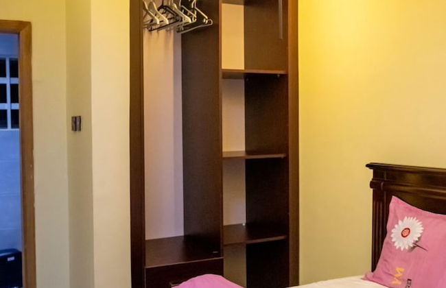 PLATINUM PLUS APARTMENTS - Photo 4