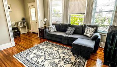 The Red House Albany NY 4 Bedroom Private Apartment - Foto 1