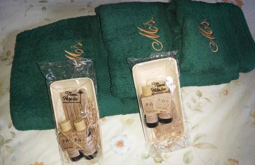 Holidays Tenerife breakfast inclusive wifi pool fr - Foto 39