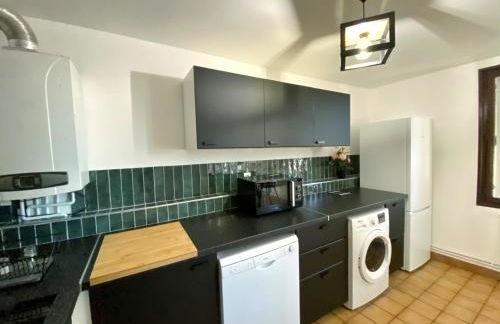 014 CHIC & COSY GRAND APPART DUPLEX 76m2 WIFI SMART TV NETFLIX ET VUE PANORAMIQUE - Foto 25