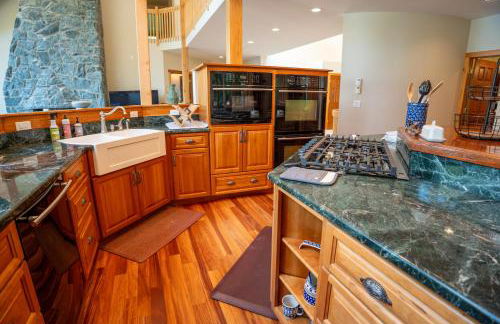 Rustic-modern Lake House in Milton Near Burlington and Eagle Mountain - Foto 20