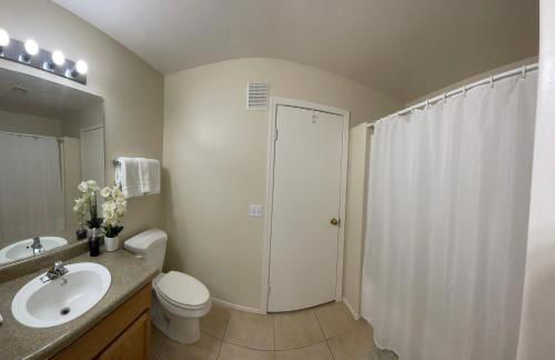 Extended Stay 3 Bedrooms Cozy Townhouse Living - Foto 9