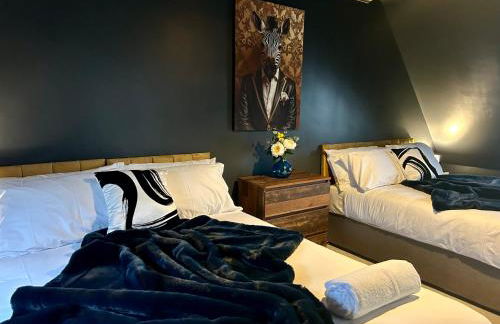 5 Bedroom House - DISC0UNTS - Parking, Contractors, Group, Family - Foto 7