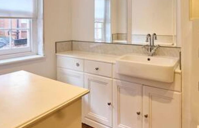 Host Stay St Radigunds House - Foto 9