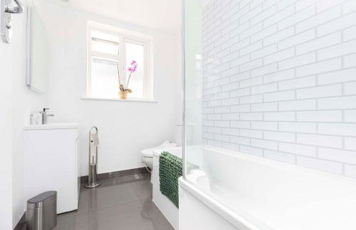 The White House - Lux Southbourne beach 3 bed stay - Foto 14