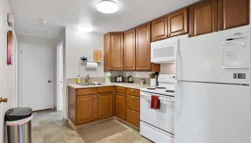 Quiet cozy centrally located furnished apt #2 - Foto 2