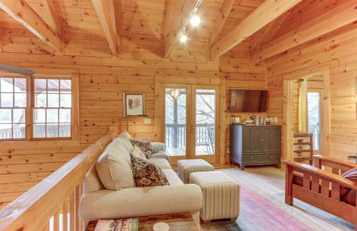 Toccoa Waterfront Hideaway Hot Tub and Fire Pit! - Foto 14