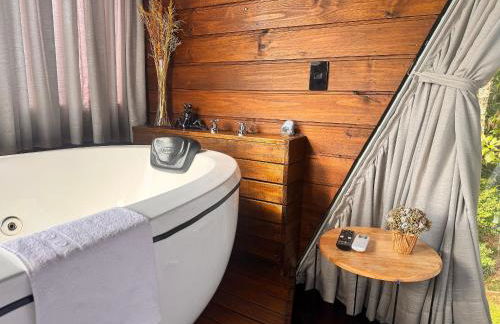 Chalé na Natureza | Hidro | Lareira | Wi-Fi - Foto 14