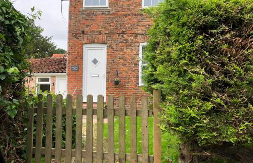 Jasmyne Cottage - Photo 5