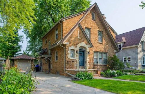 Family Brick House Charm - 4 br 3 bath - Foto 16