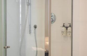 Uma Suites Passeig de Gracia 16 - Photo 18