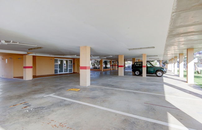 Apartment With Scenic View - Photo 28