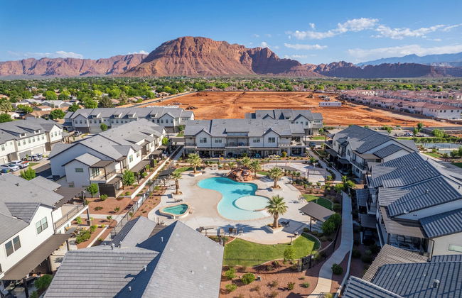 Coral Paradise Community Pool - Photo 27