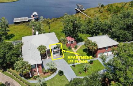 Waterfront Suite with Pool & Dock - Foto 37