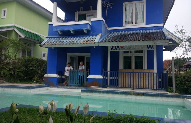 Villa Abdi Cipanas with Swimming Pool - Foto 11