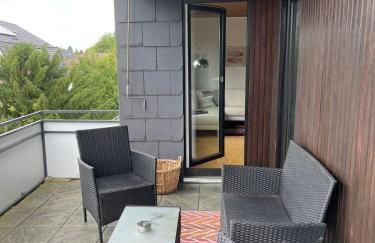 Stylish 2-room apartment with balcony & great location - Photo 3