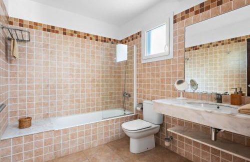 Villas Calan Bosch Emily by Escape Home - Foto 19