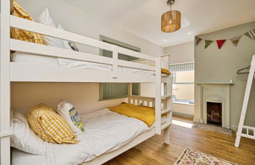 Vine Cottage - Photo 10