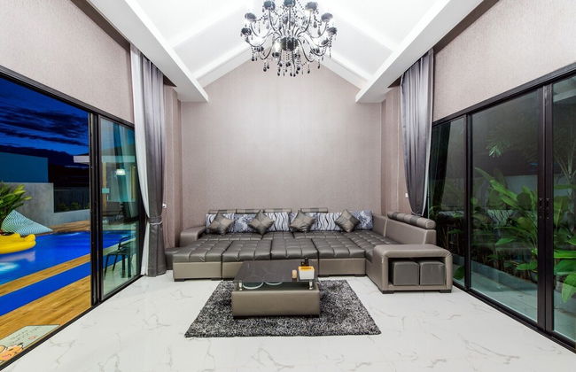 Baandomedoodao Pool Villa Cha-Am - Photo 43