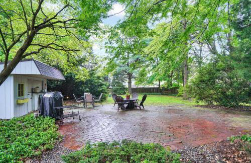 Spacious Antique Charm Home by Leavetown Vacations - Foto 20