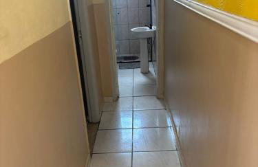 7 minutes from the beaches of São Vicente, come and see! - Foto 22