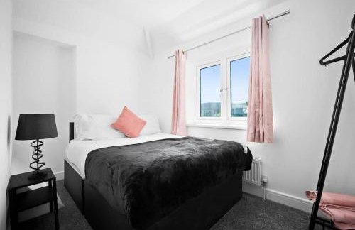 Family Contractors 3 bed house free parking sleeps7 - Foto 1