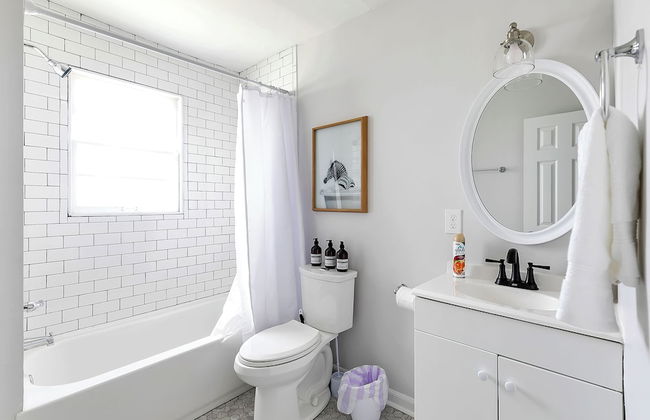 Near the Airport East Lake Craftsman - Foto 9