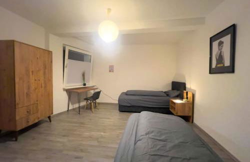 Livemore24 - Apartment 5 in Duisburg WLAN - Smart-TV - 24-7 Check-in und Küche - Photo 10