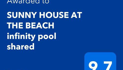SUNNY HOUSE AT THE BEACH infinity pool shared - Foto 2