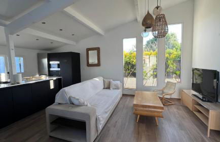 Villa Altea- Lido Marana - piscine privée exclusive - plage à pied - 3 bedrooms house - private swimming pool - beach access on foot - Foto 7