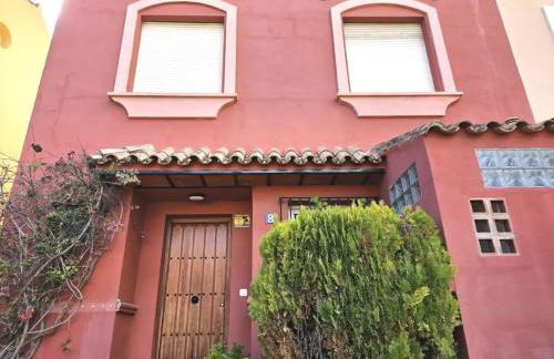 Amplia Casa en una zona ideal - Pass the Keys - Foto 24