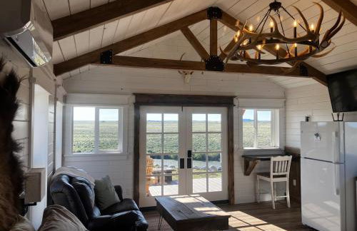 New Listing! River Front! - Foto 1