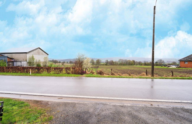 Holiday Home With Garden - Photo 37